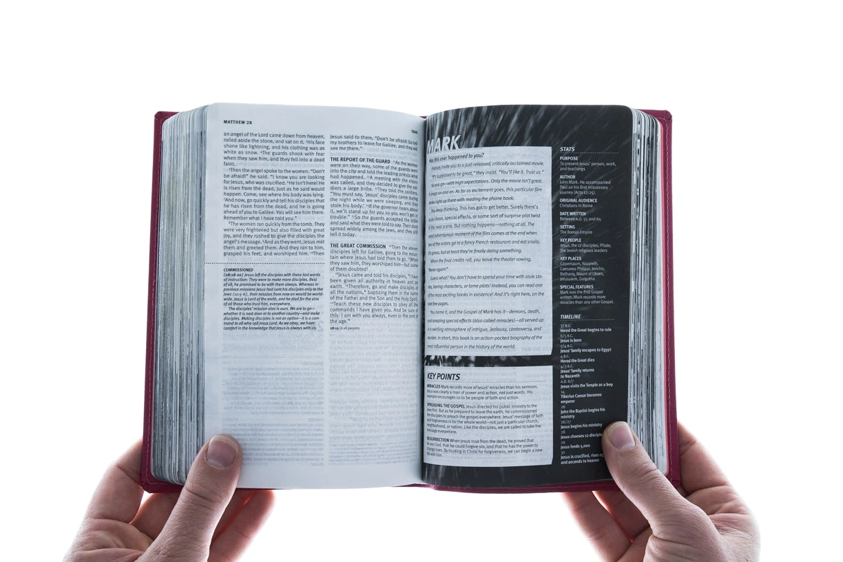 Tyndale House Publishing NLT Teen Life Application Study Bible, Compact Edition - Image 6